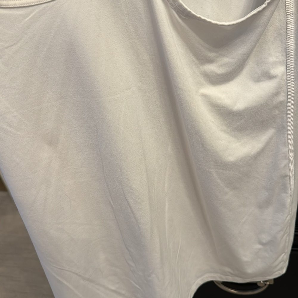 Athleta Chi Racerback Tank - Picture 4 of 4